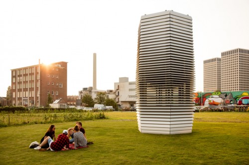 De Smog Free Tower in Rotterdam CREDITS Studio Roosegaarde 