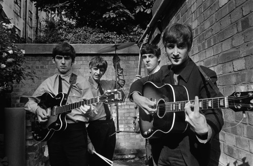 The Beatles Backyard Londen 1963 CREDITS: Eduard Planting Gallery